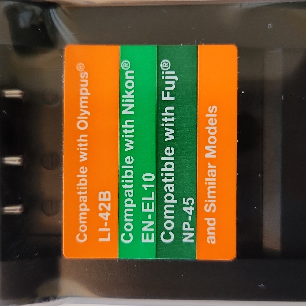 Camera battery charger - Picture 2 of 5
